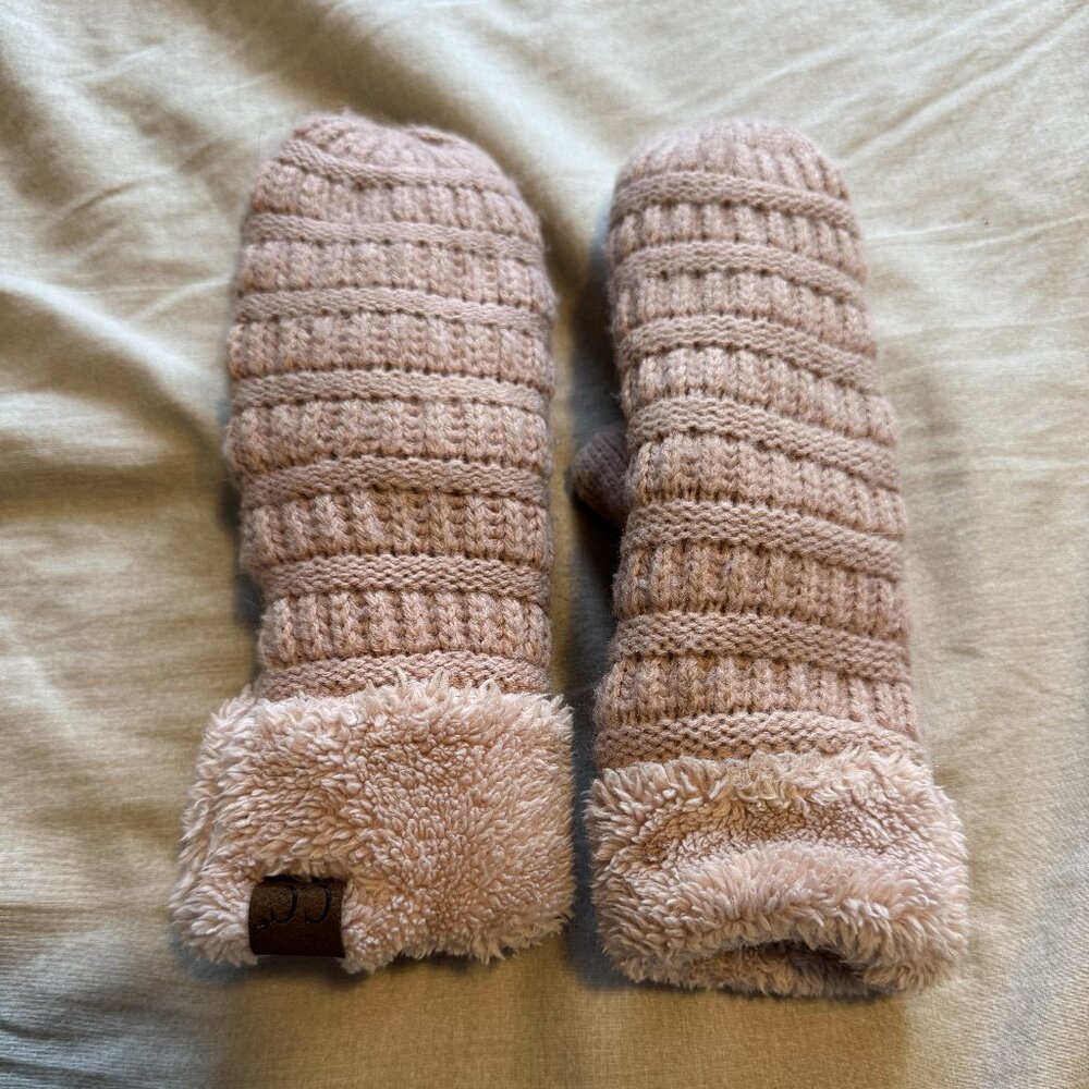 cc beanie mittens - pink